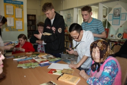 В Якутске начала действовать передвижная миссионерская библиотека