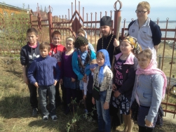 При храме Покрова Пресвятой Богородицы завершился очередной учебный год в детской воскресной школе
