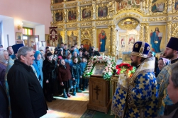 Поздравление епископа Якутского и Ленского Романа заместителю Председателя Совета Федерации Федерального Собрания Российской Федерации В.А. Штырову с 60-летием со дня рождения