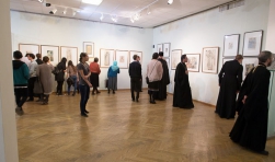 Рисунки Нестерова, Васнецова, Лебедева и других великих классиков остаются в Якутске еще на неделю