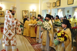 В годовщину архиерейской хиротонии епископ Роман совершил Литургию в семинарском храме 