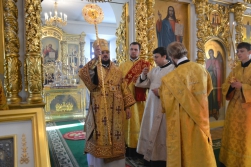 В Прощеное воскресенье епископ Роман совершил Литургию в Преображенском соборе