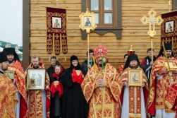 В Спасский монастырь принесена частица мощей святителя Николая Чудотворца