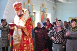Епископ Роман совершил богослужение в Покровске