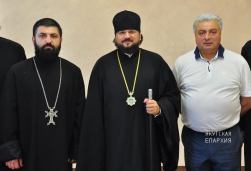 Епископ Роман встретился с представителями армянской общины в Якутске