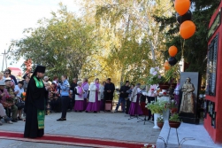 В день города Якутска в Табаге молитвенно почтили память воинов и тружеников Великой Отечественной войны и заложили первую сваю культурно-досугового центра