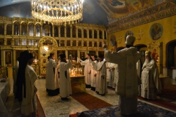 Якутский архипастырь совершил богослужение в храме Московской духовной школы