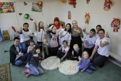 Православная молодежь Алдана поздравила детей с ограниченными возможностями здоровья