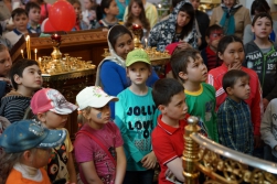 В день Защиты детей для юных мирнинцев состоялась экскурсия по храму