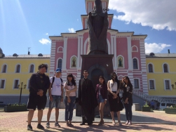 Православная молодежь Якутска вспоминает святых покровителей России