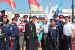 Священник поздравил участников фестиваля казачьей и ямщицкой песни