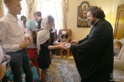 Архиерей встретил детей из Южной Якутии