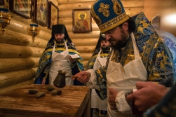 В Южной Якутии состоялось Великое освящение храма на горно-обогатительном комбинате "Инаглинский"