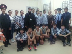 Братия Спасского монастыря совершает миссионерские поездки по приходам Усть-Майского района